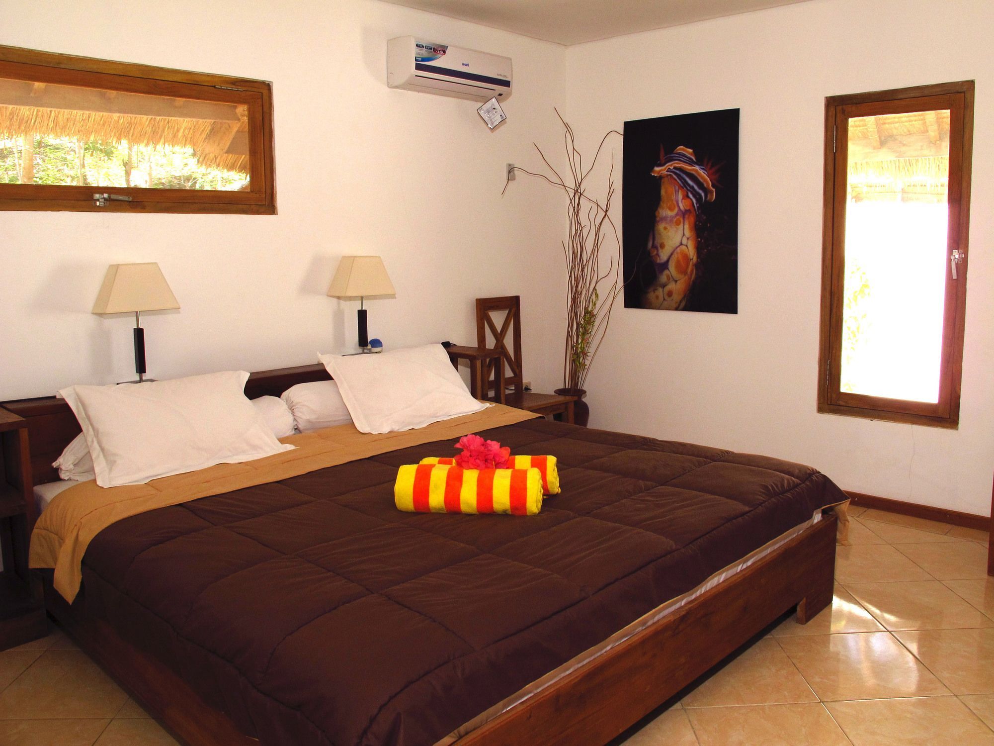 Coconut Beach Resort Labuan Bajo Exterior photo